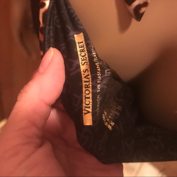 VICTORIA SECRETS SEXY SWIMSUIT - Picture 9 of 9